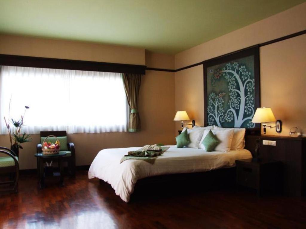 Sarita Cha Let And Spa Джомтьен Экстерьер фото