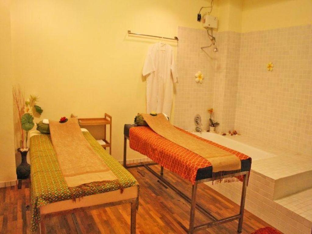 Sarita Cha Let And Spa Джомтьен Экстерьер фото